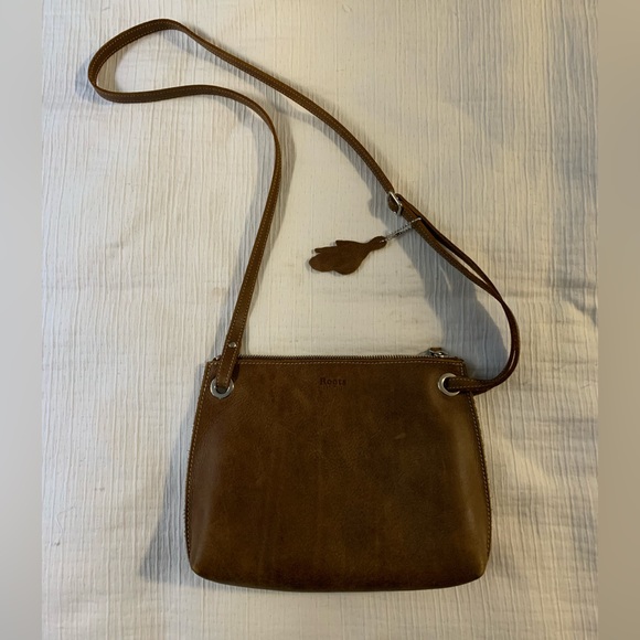 ROOTS Edie Bag - Picture 2 of 3